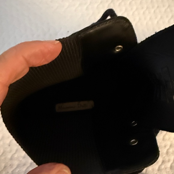 Massimo Dutti Black Lug sole s. 39 stud low boot - Picture 5 of 13